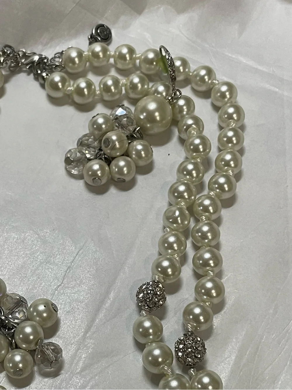 Simulated Pearls w rhinestones Double necklace & fishhook earrings 18” extender